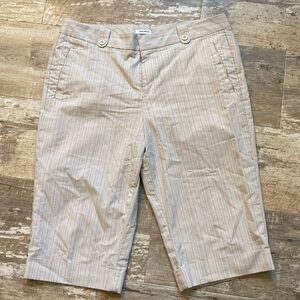 Dockers Midrise Capri Pants